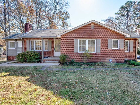 3rd image of 6015 Centerwood Dr