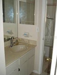 4th image of 2812 Cedaridge Dr
