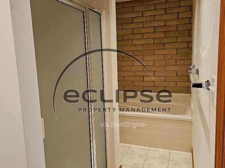 15 Sunnybrook Pl #J — Photo 15