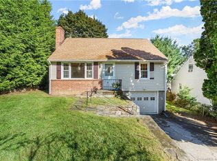 5 Louise St, Norwalk, CT 06851