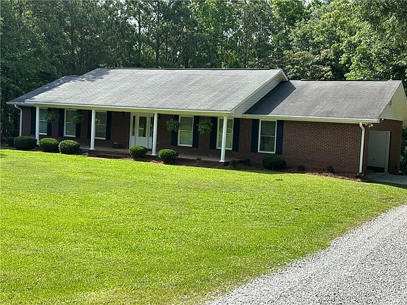 4th image of 560 Lee Road 246
