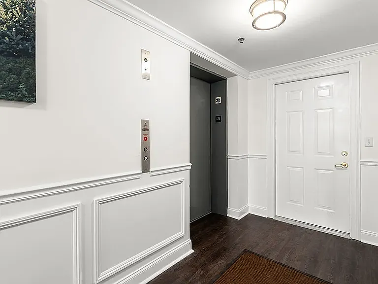112 Main St #8 — Photo 14