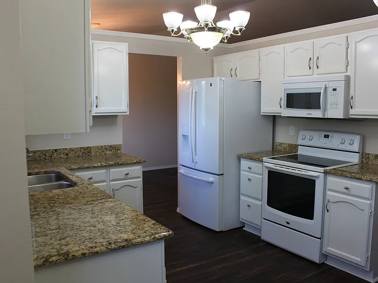 2130 Crystal River Dr — Photo 6