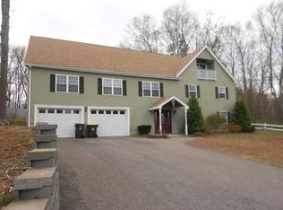 100 Lakeshore Dr, Blackstone, MA 01504