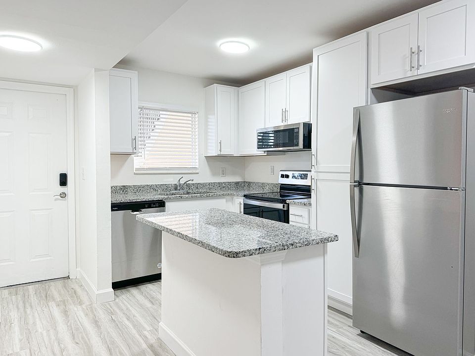 1st image of 11900 Palm Bay Ct Unit 101