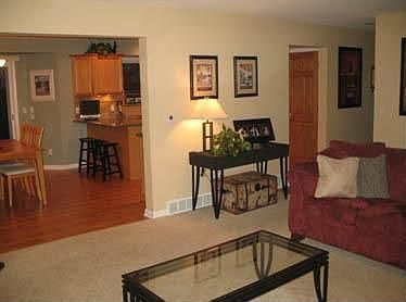 3rd image of 406 Hidden Meadow Dr