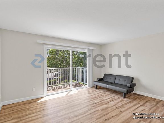 3rd image of 755 14th Ave APT 802