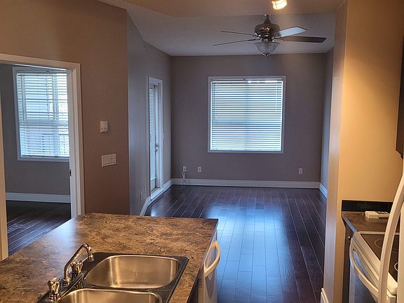 3rd image of 73 Erin Woods Ct SE #2308