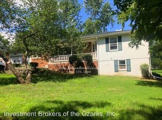 259 Greenbrier Dr, Hollister, MO 65672
