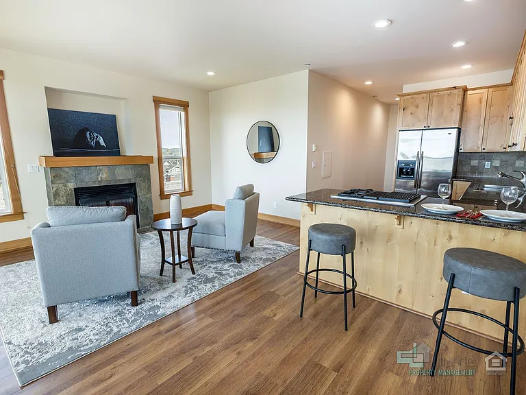 224 N Holladay Dr #201 — Photo 43