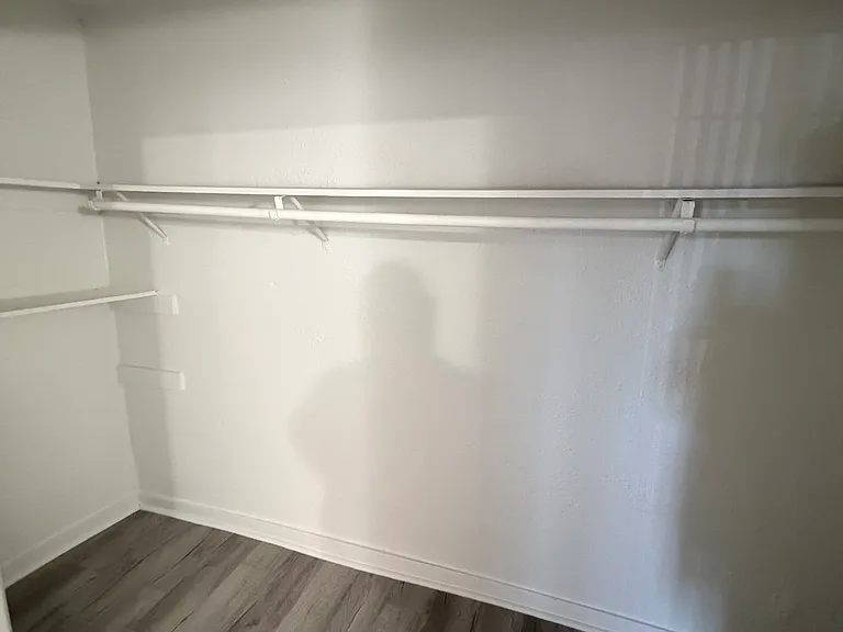 2427 Clifford Ave #1 — Photo 6