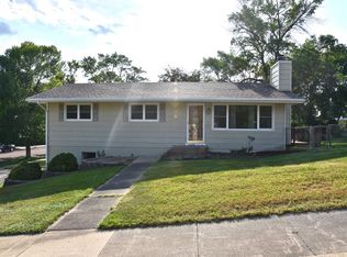 2024 E Erskine St, Pierre, SD 57501