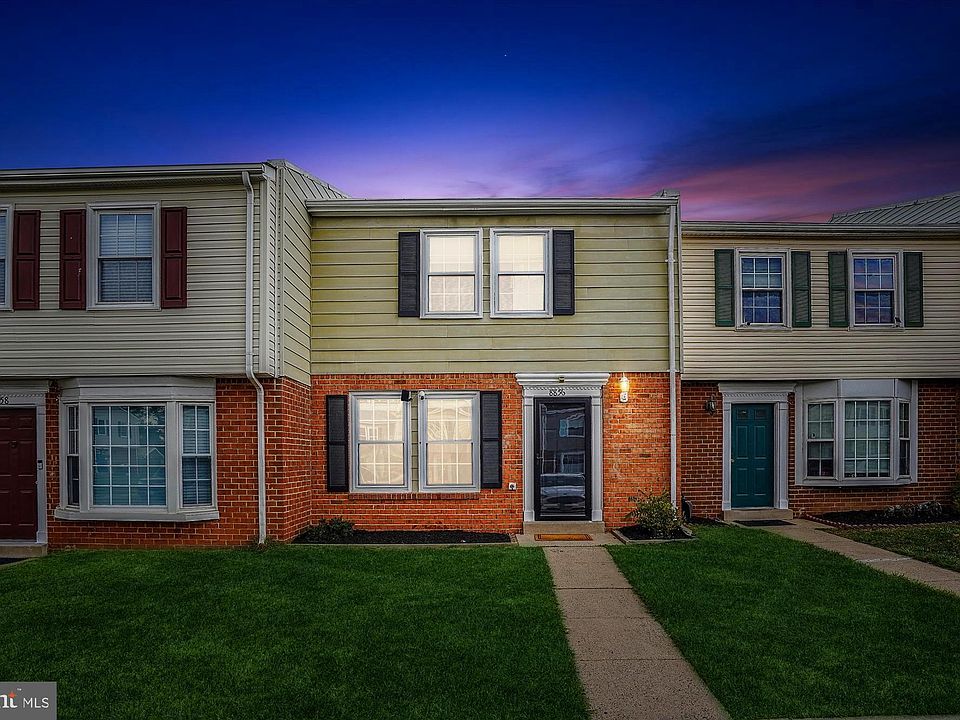 1st image of 8856 Teakwood Ct