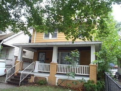 1st image of 382 E 124th St