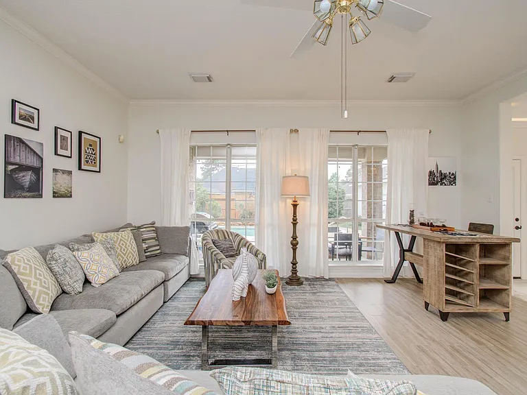 15627 Twisting Springs Dr — Photo 8