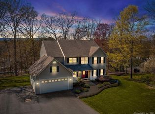 1480 Flanders Rd, Southington, CT 06489