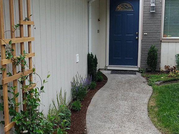 Walkway to front door