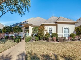 1213 Woodvale Dr, Bedford, TX 76021