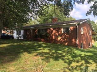 1612 Robinwood Rd, Newton, NC 28658