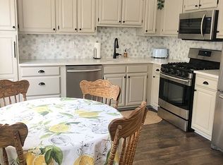 1214 Magnolia Ln, Branchburg, NJ 08876