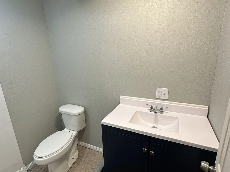 214 Wortham Dr — Photo 6