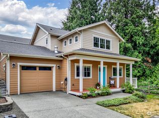 25867 Arklow Pl NE, Kingston, WA 98346