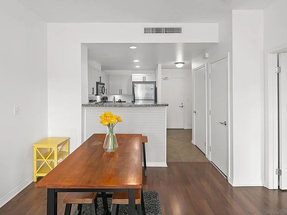 4th image of 530 K St Unit 619