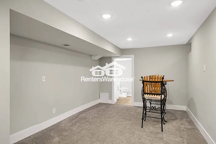4100 Vera Cruz Ave N — Photo 35