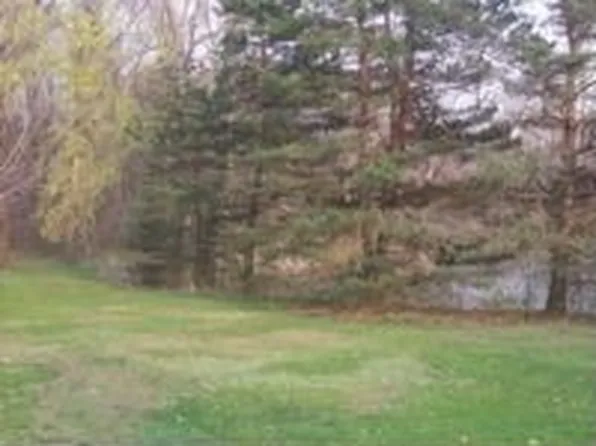 3755 Dartmouth Rd, Oxford, MI 48371