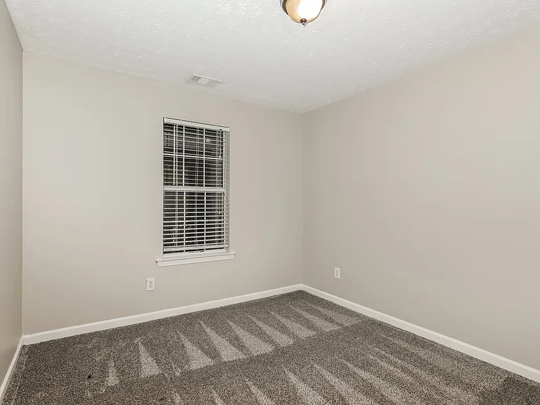 5280 Yellow Pine Dr — Photo 12