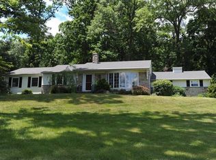 3691 Laurel Ln, Center Valley, PA 18034