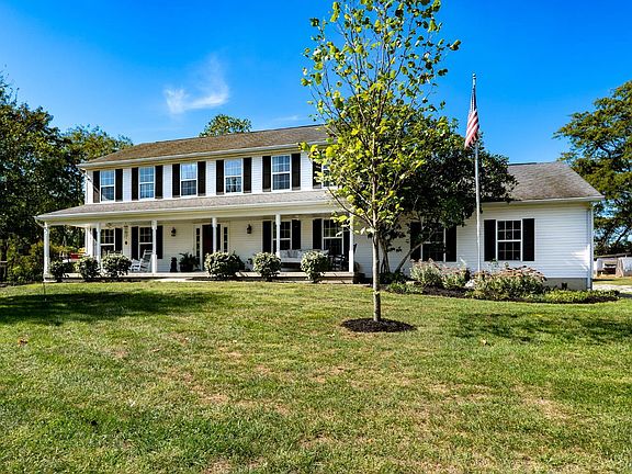 3rd image of 8109 Zoar Rd