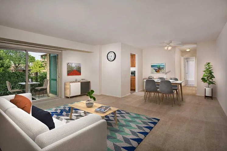 Woodmont Park Apartments — Photo 2