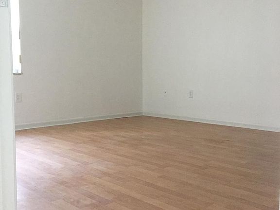 2nd image of 290 W Park Dr APT 203