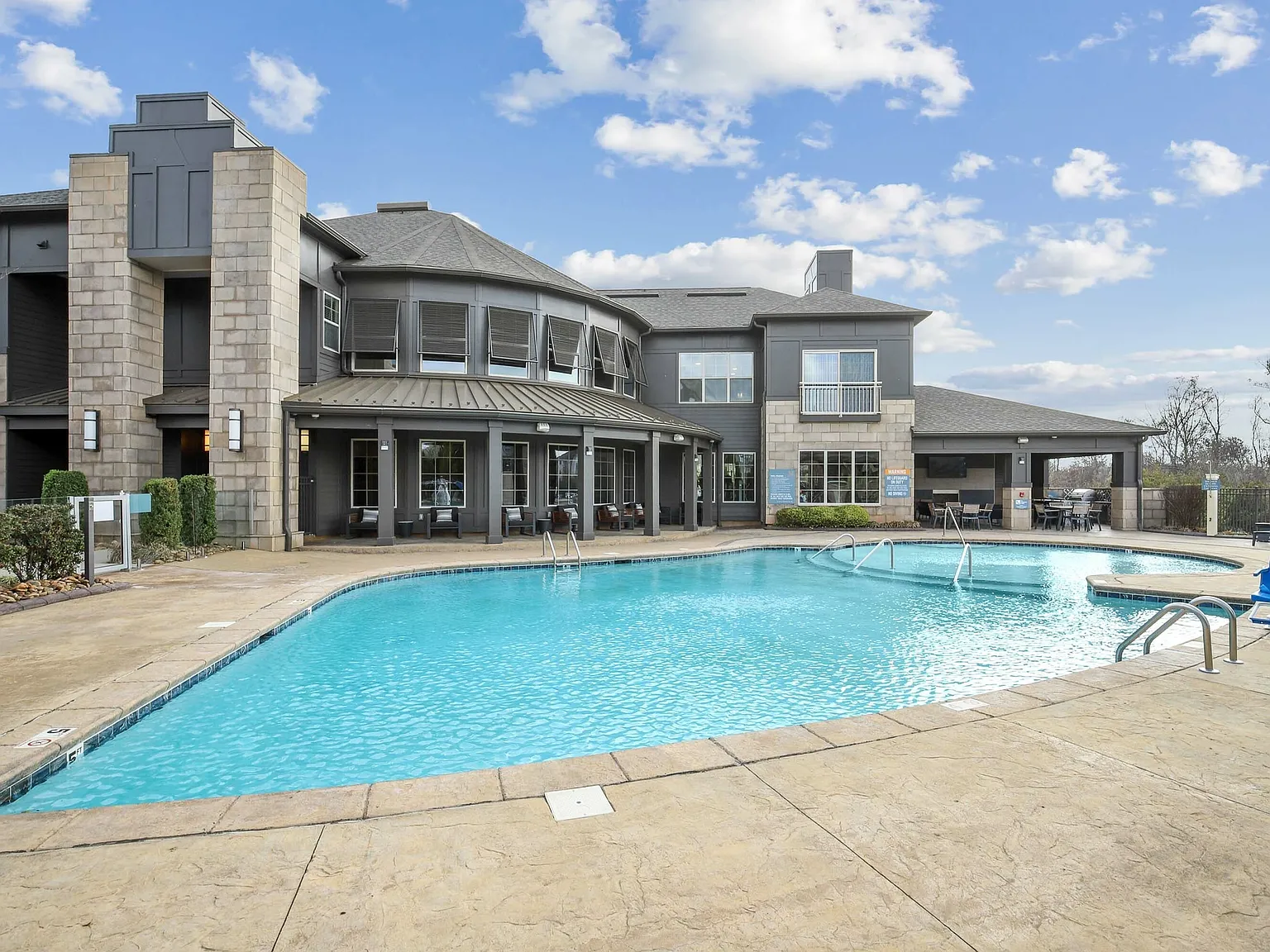 The Maxwell at Highland Creek — Photo 2