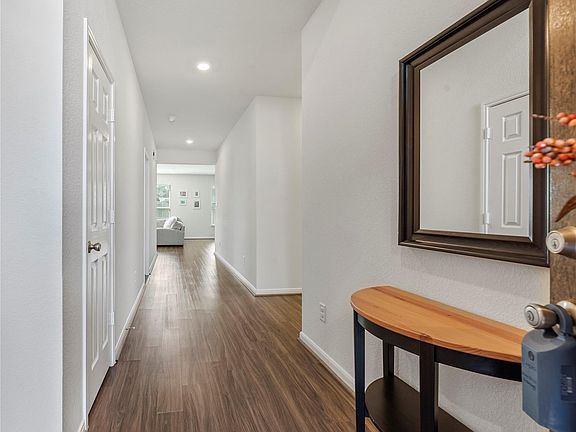 5th image of 5906 Meyergrove Ln