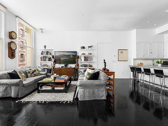 3rd image of 95 Greene St APT 3D