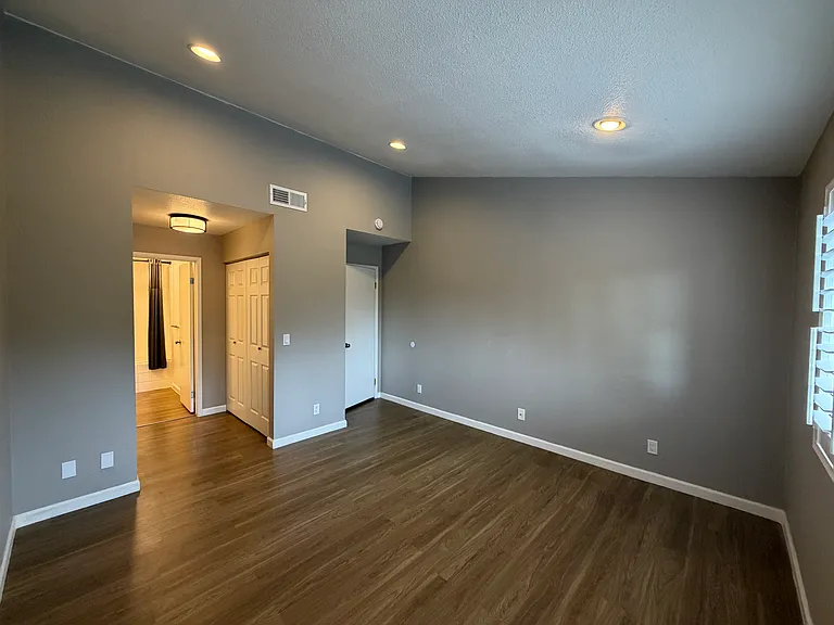 6933 Stagecoach Rd #H — Photo 14