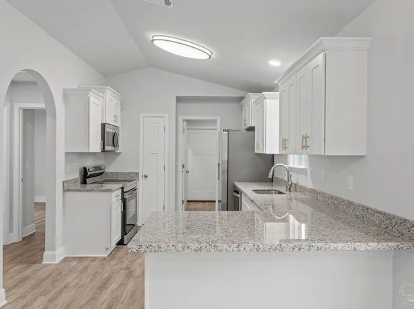 8609 Doris Ave, Pensacola, FL 32534
