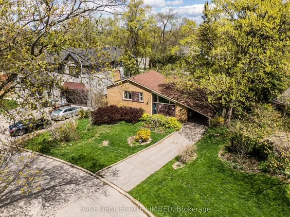 56 Grangemill Cres, Toronto, ON M3B 2J2