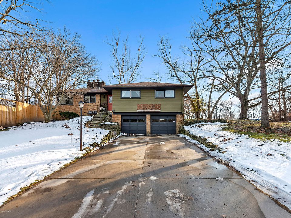 1st image of 2125 Forest Glen St