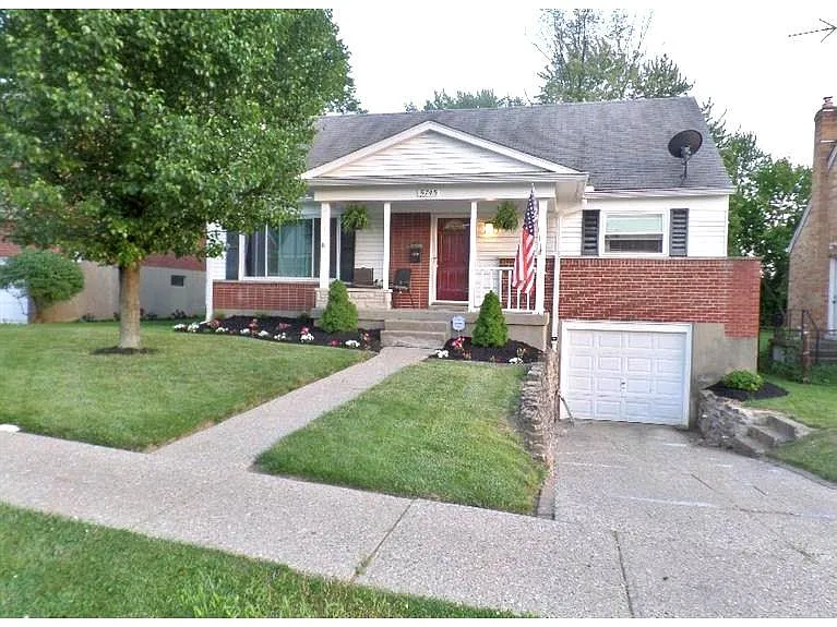 5745 N Glen Rd photo 1