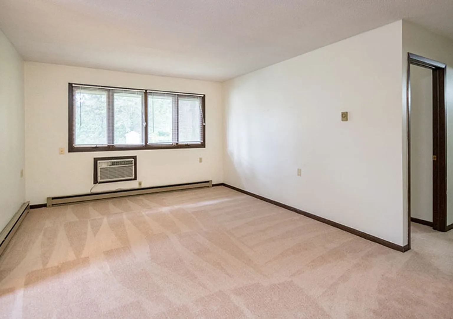 Orange City 30-Unit (Orange Colony) — Photo 2
