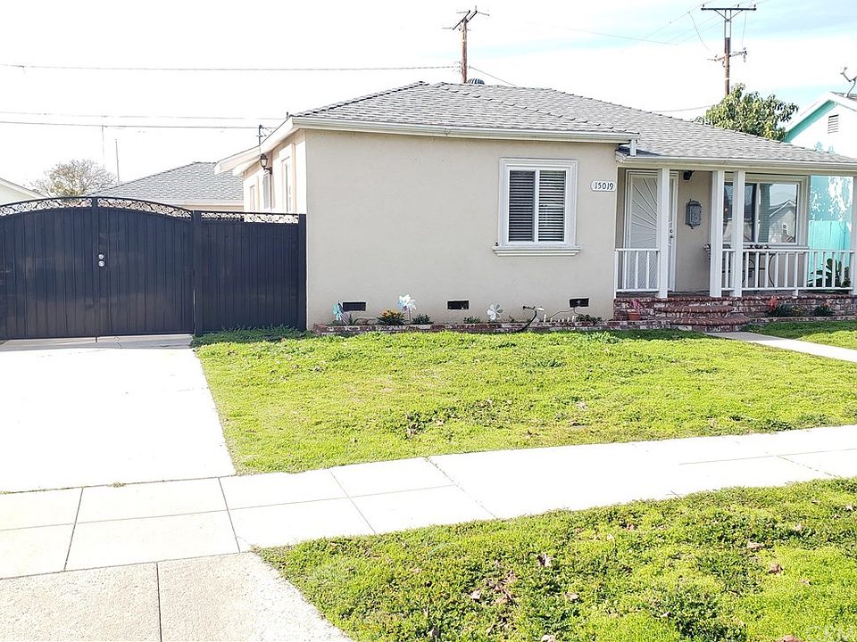 1st image of 15019 McRae Ave