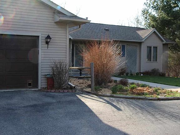 2nd image of 2219 Hill Dr NE