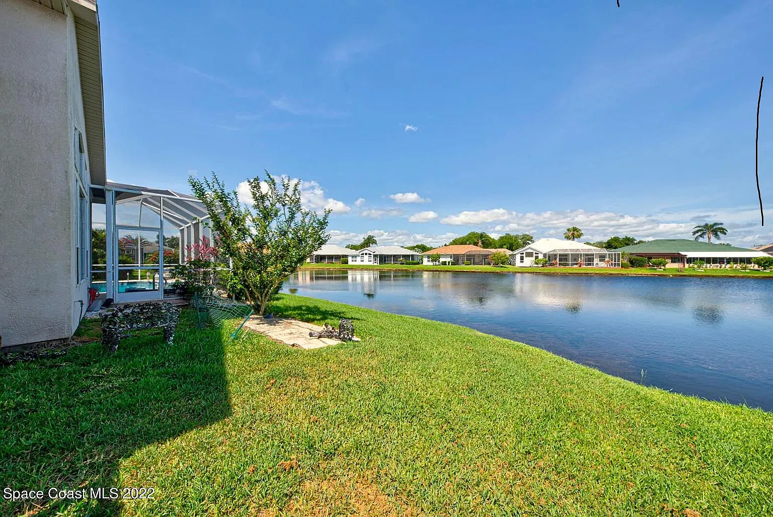3 bed, 2079 sqft, $3,400 — Photo 3
