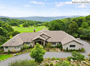 821 Crest Trl, Linville, NC 28646