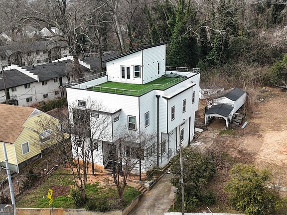 4th image of 235 Candler Rd SE