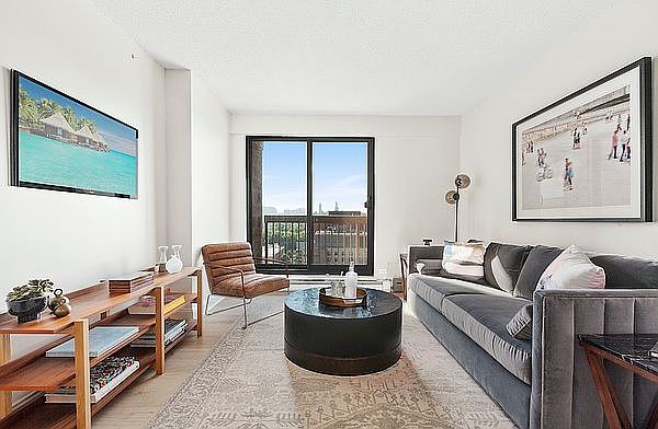 1st image of 1990 Lexington Ave APT 9B