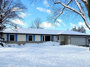 W154N10077 Moonlite DRIVE, Germantown, WI 53022